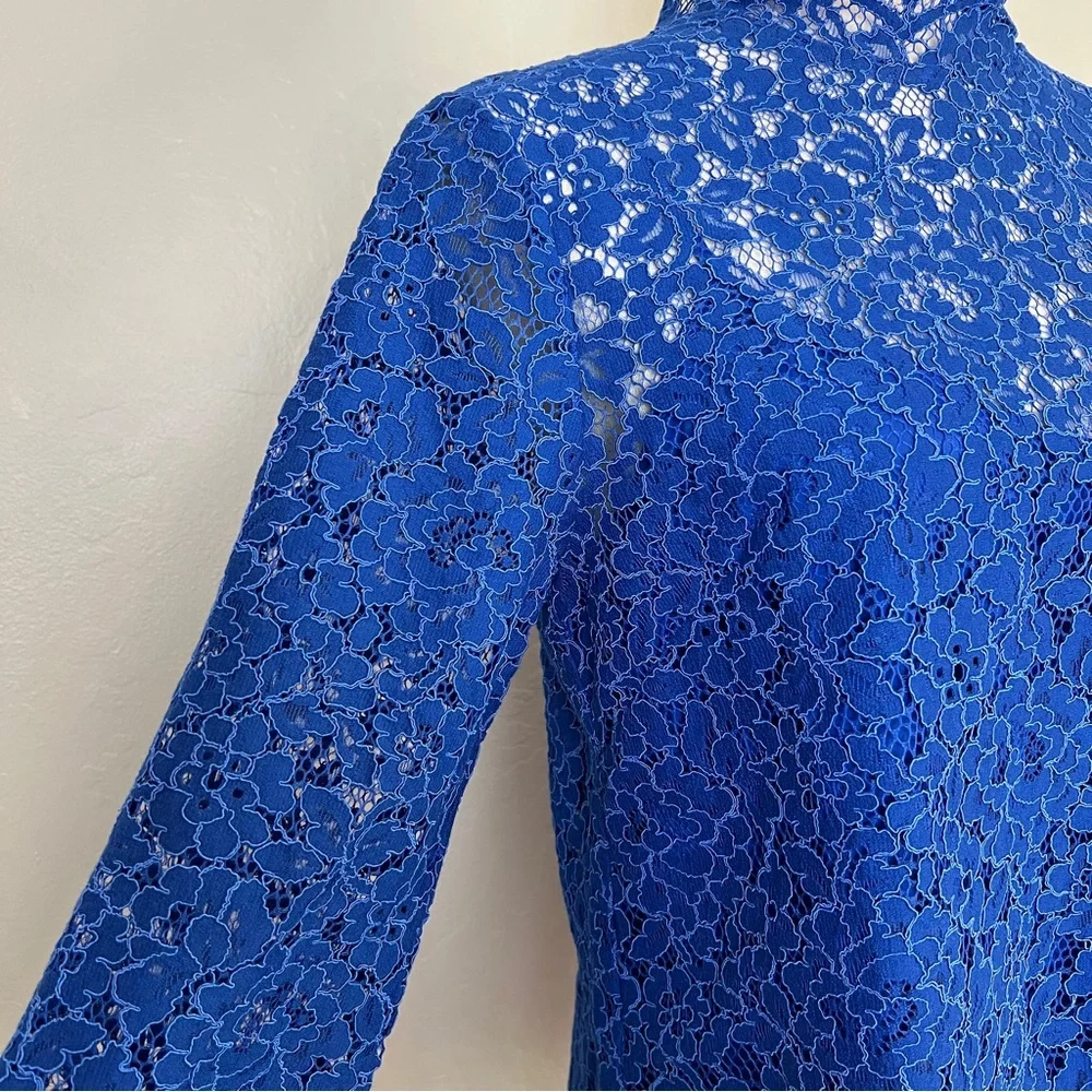 •J.CREW• Regal Blue Scalloped Lace Long Sleeve‎ Mockneck Top Blouse Size 6